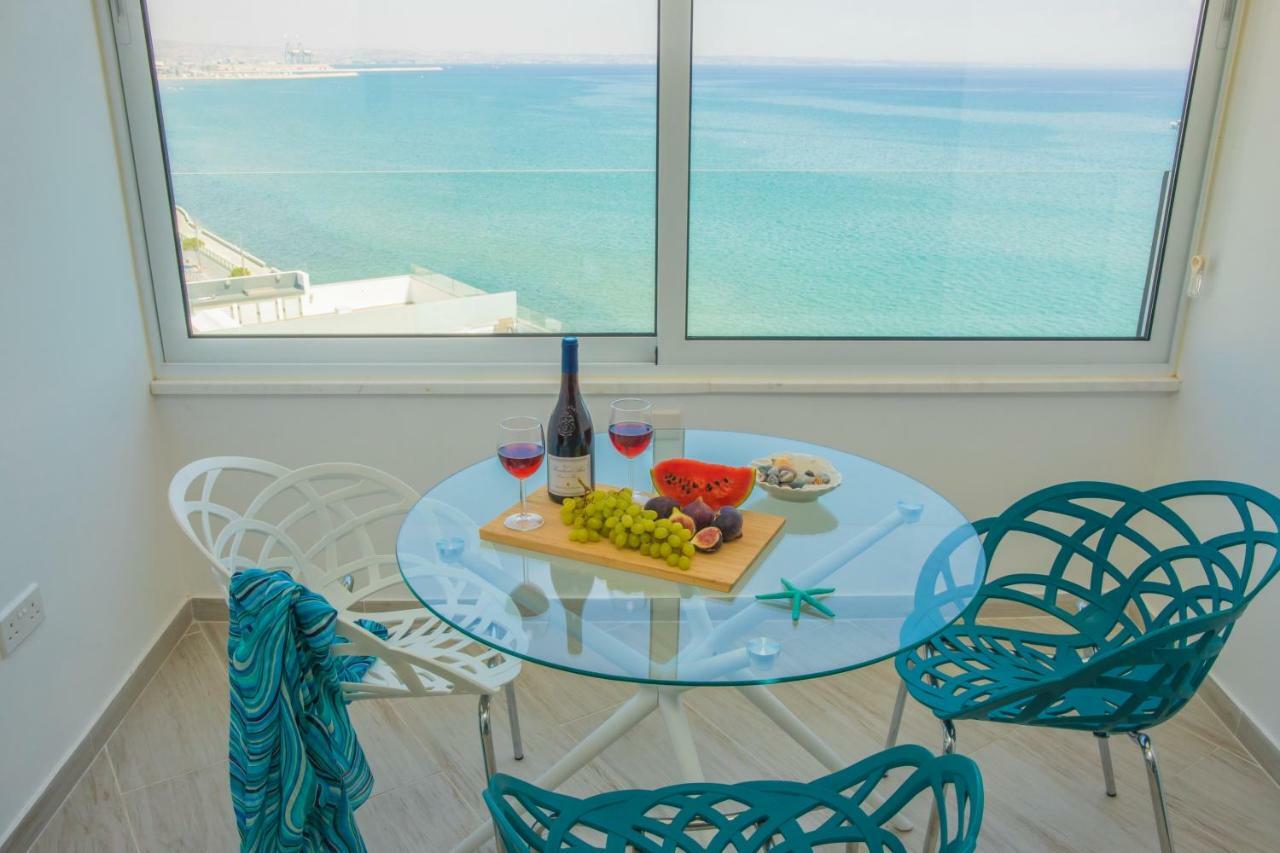 Luxury Penthouse 1Br-Seafront-Seasonal Pool-Central Larnaca Zewnętrze zdjęcie