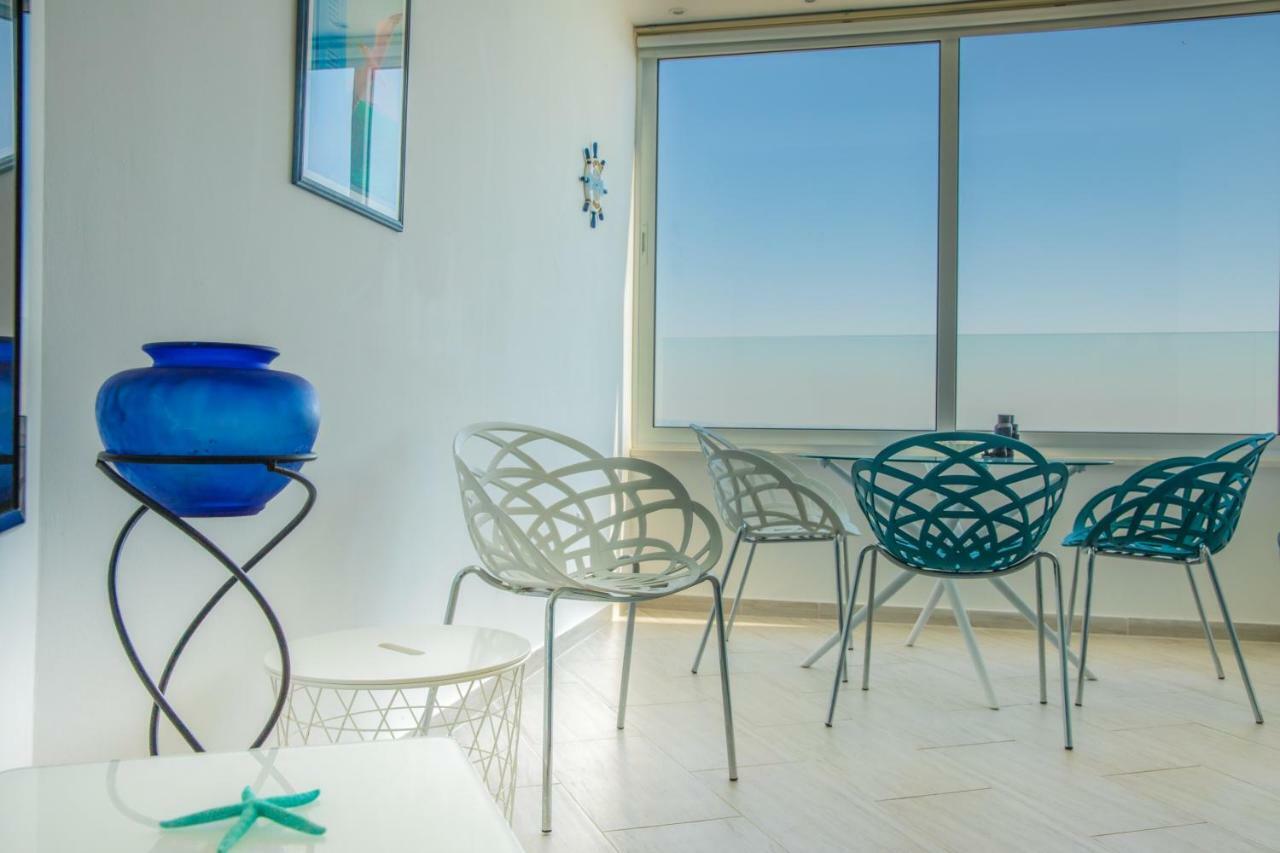 Luxury Penthouse 1Br-Seafront-Seasonal Pool-Central Larnaca Zewnętrze zdjęcie